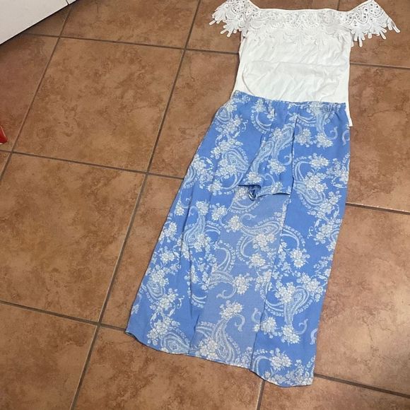 2 piece outfit , skort and off shoulder top - Picture 1 of 7